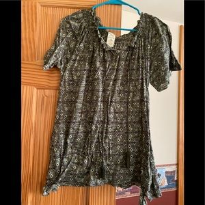 Women’s casual shirt